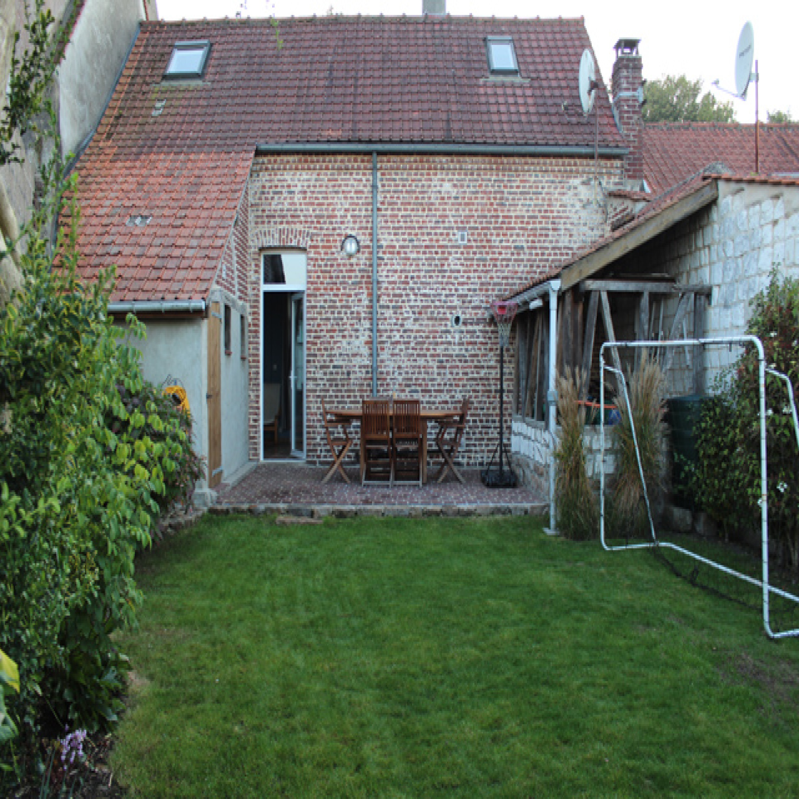 vente MontreuilsurMer, dans le quartier typique, niché aux pieds des