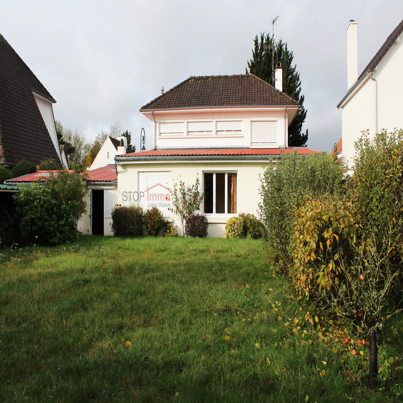 vente Maison individuelle avec jardin et garage Montreuilsurmer ville